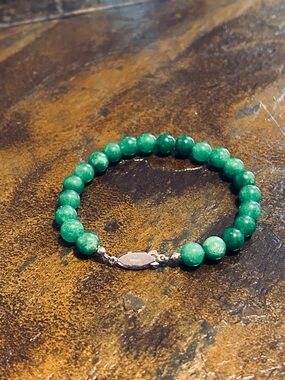 Green Jade Bracelet with Germany 925 Sterling Silver Clasp size 7-1/2
